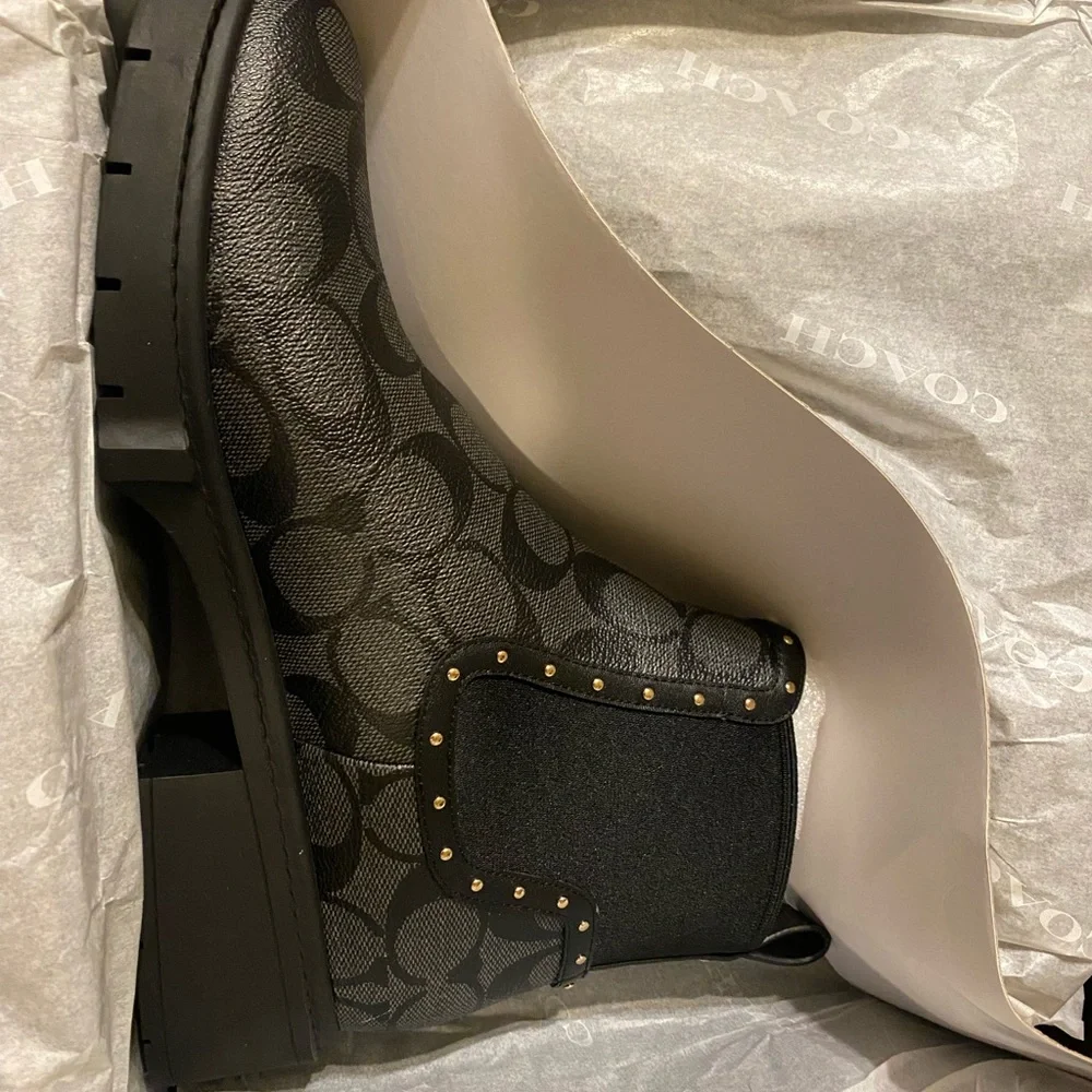 Coach boots brand new - Picture 3 of 3